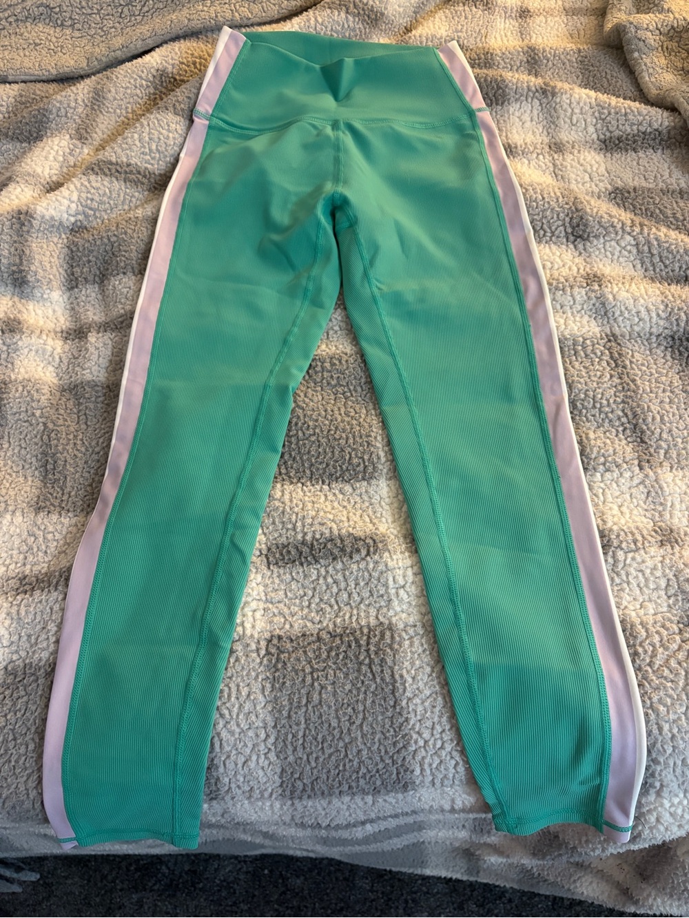 Wilo Teal Active Set - Sports Bra & High-Waisted leggings - Picture 3 of 3